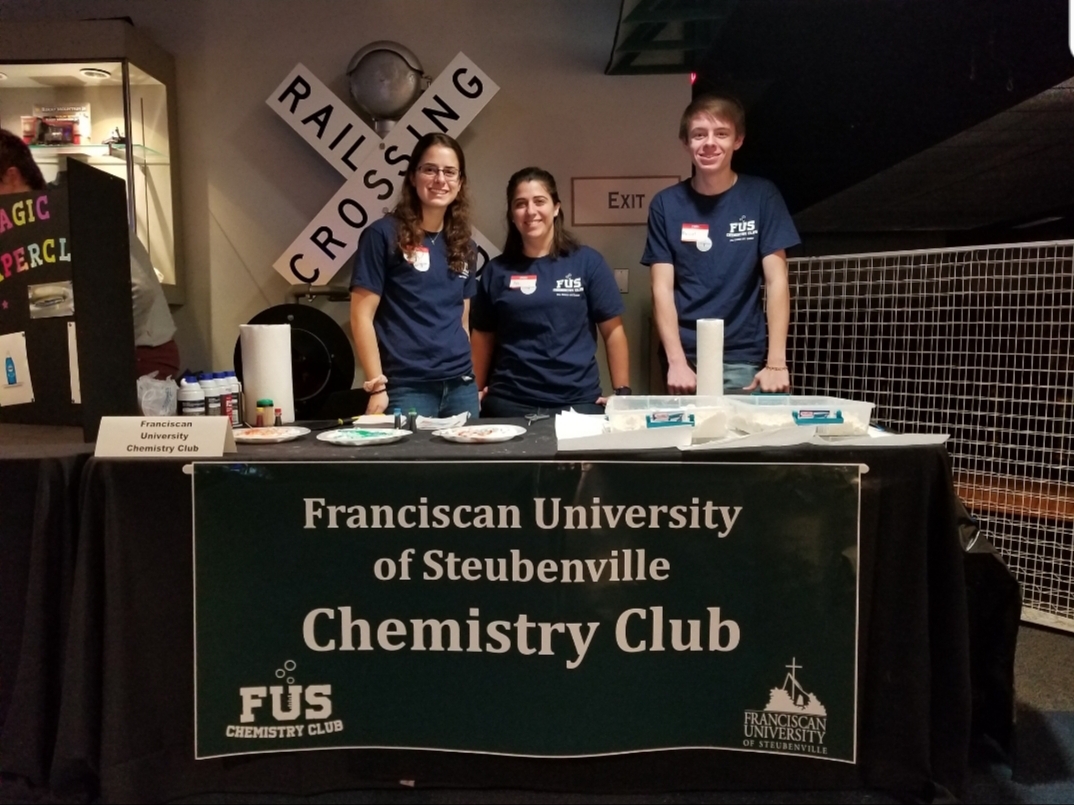 Chemistry Club sparks scientific curiosity in students of all ages