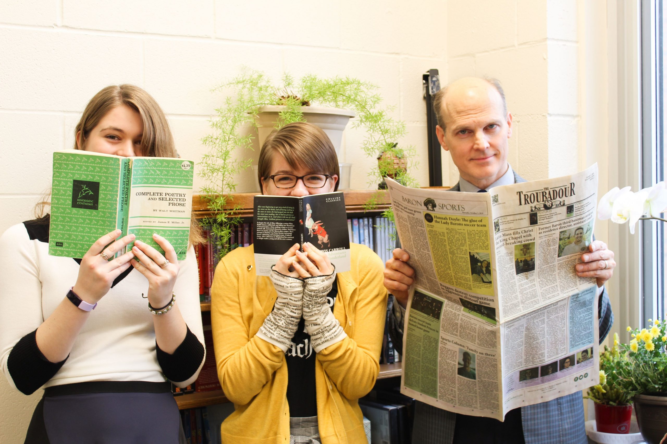 English honor society cultivates students’ love for literacy