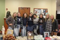 Frannies flock to flannel fest